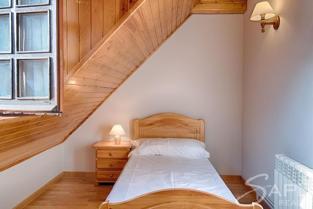 Saplan Real Estate Pensaueth Villa Salardú Eksteriør billede