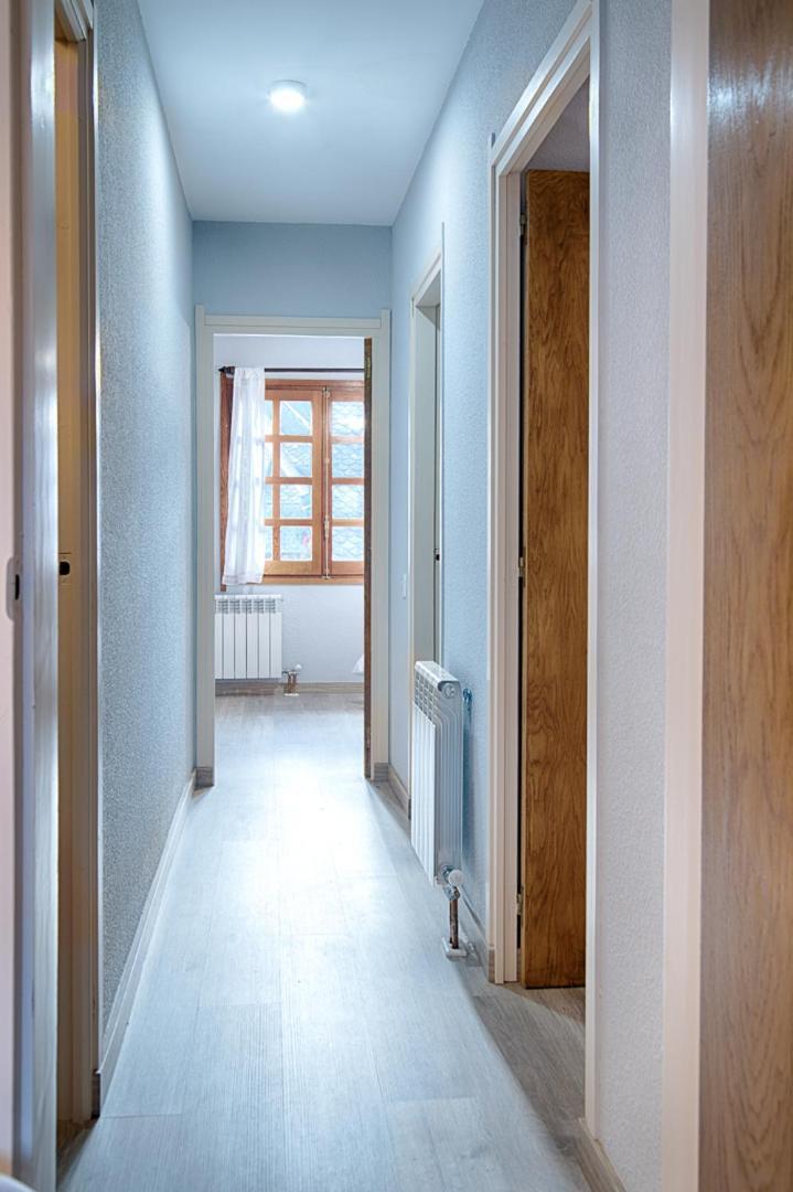 Saplan Real Estate Pensaueth Villa Salardú Eksteriør billede