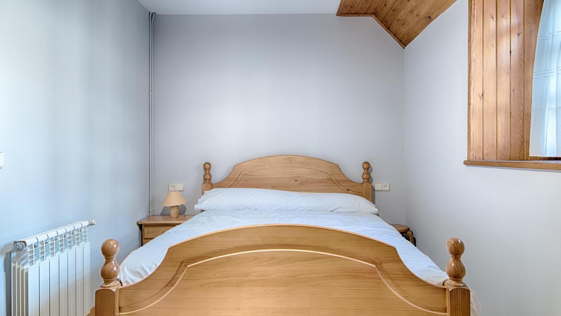 Saplan Real Estate Pensaueth Villa Salardú Eksteriør billede