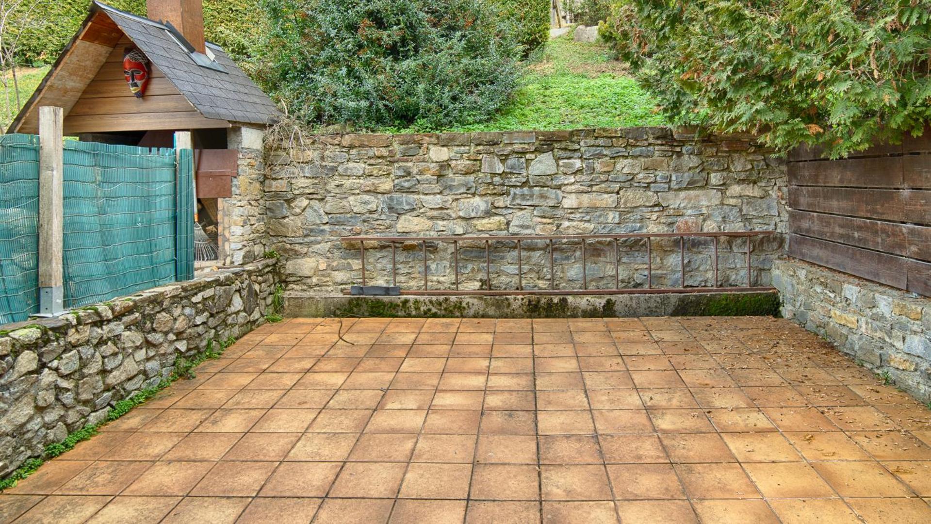 Saplan Real Estate Pensaueth Villa Salardú Eksteriør billede