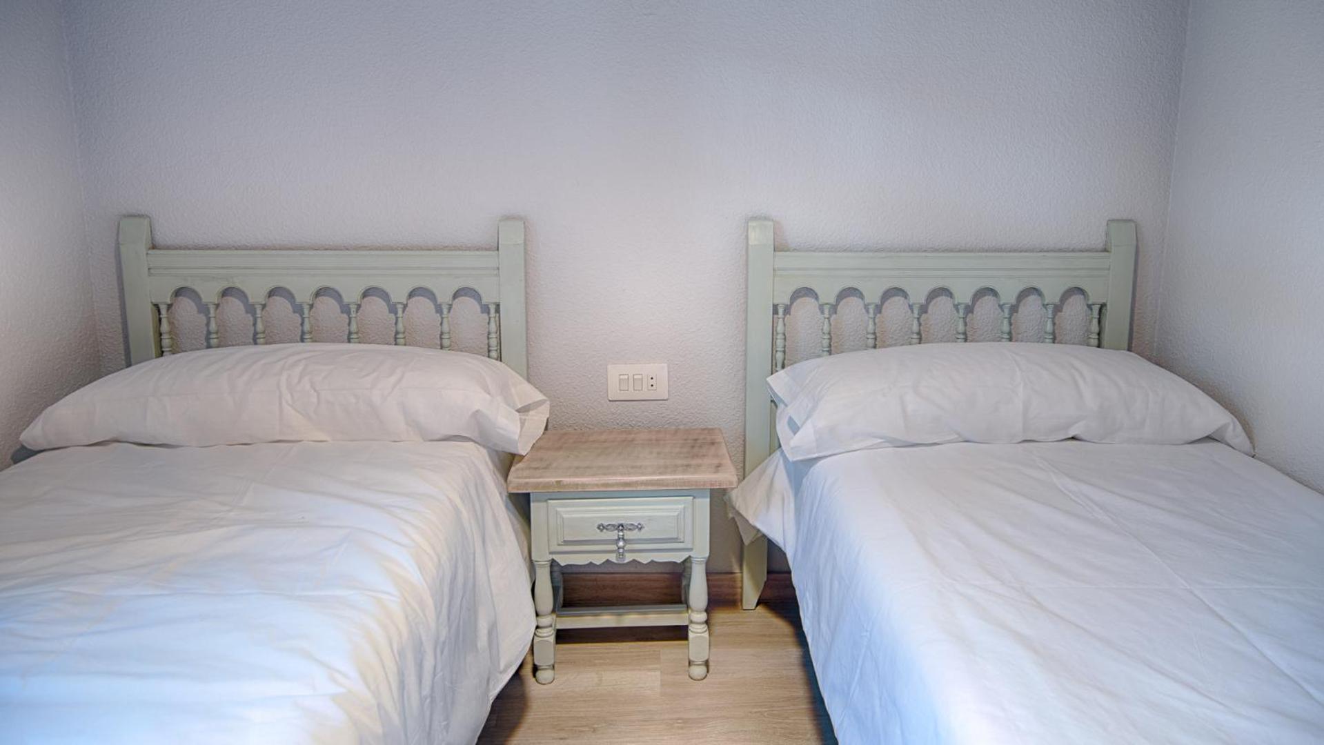 Saplan Real Estate Pensaueth Villa Salardú Eksteriør billede